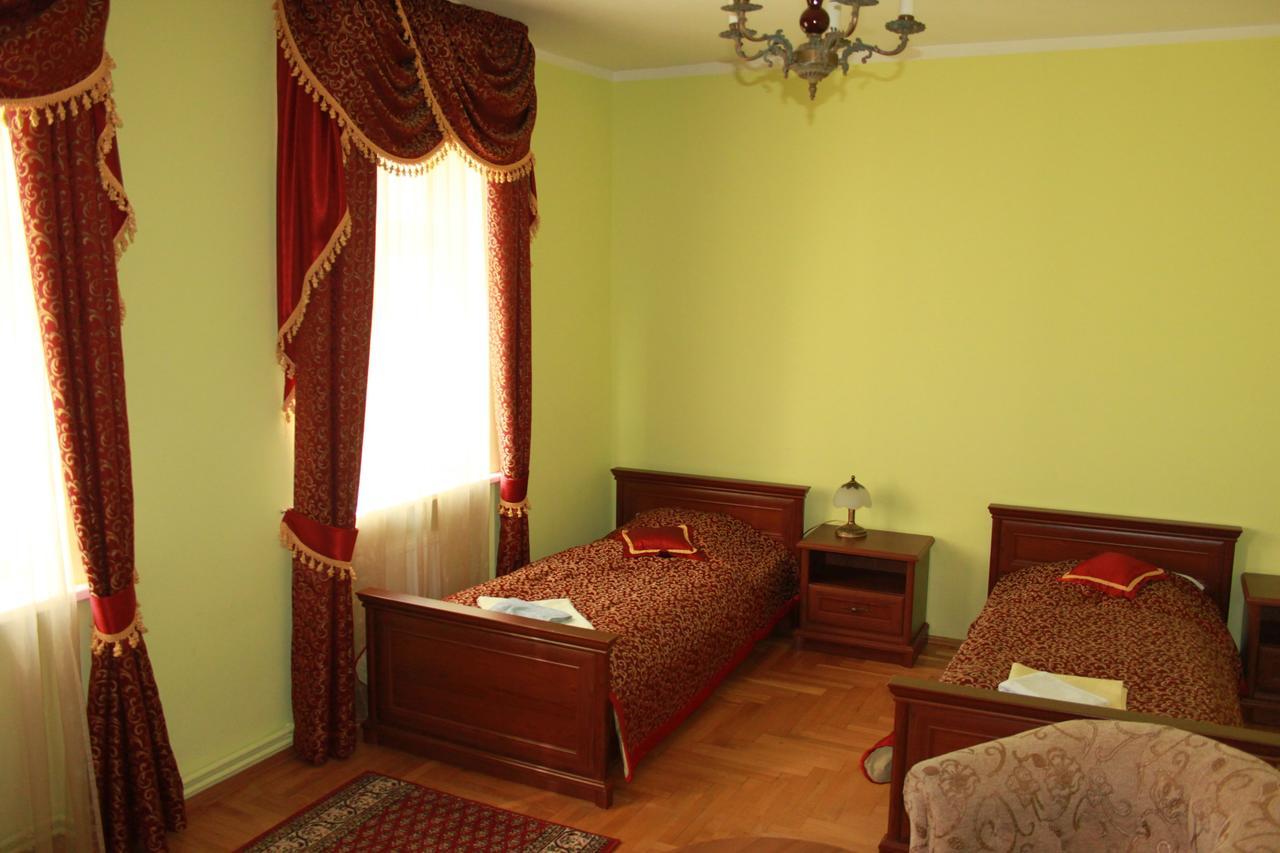 Palac W Nosowie Nosowo Exterior foto