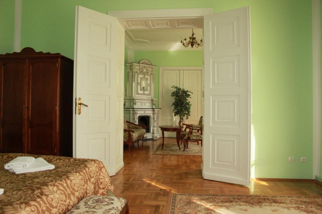 Palac W Nosowie Nosowo Exterior foto